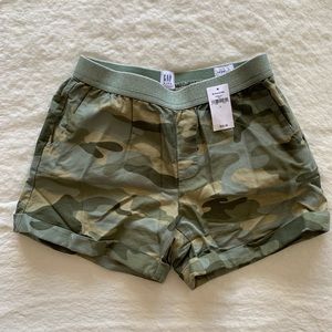 Gap Girls camouflage shorts